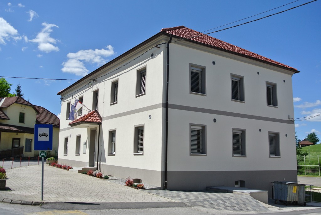 Podružnična osnovna šola Šentlovrenc